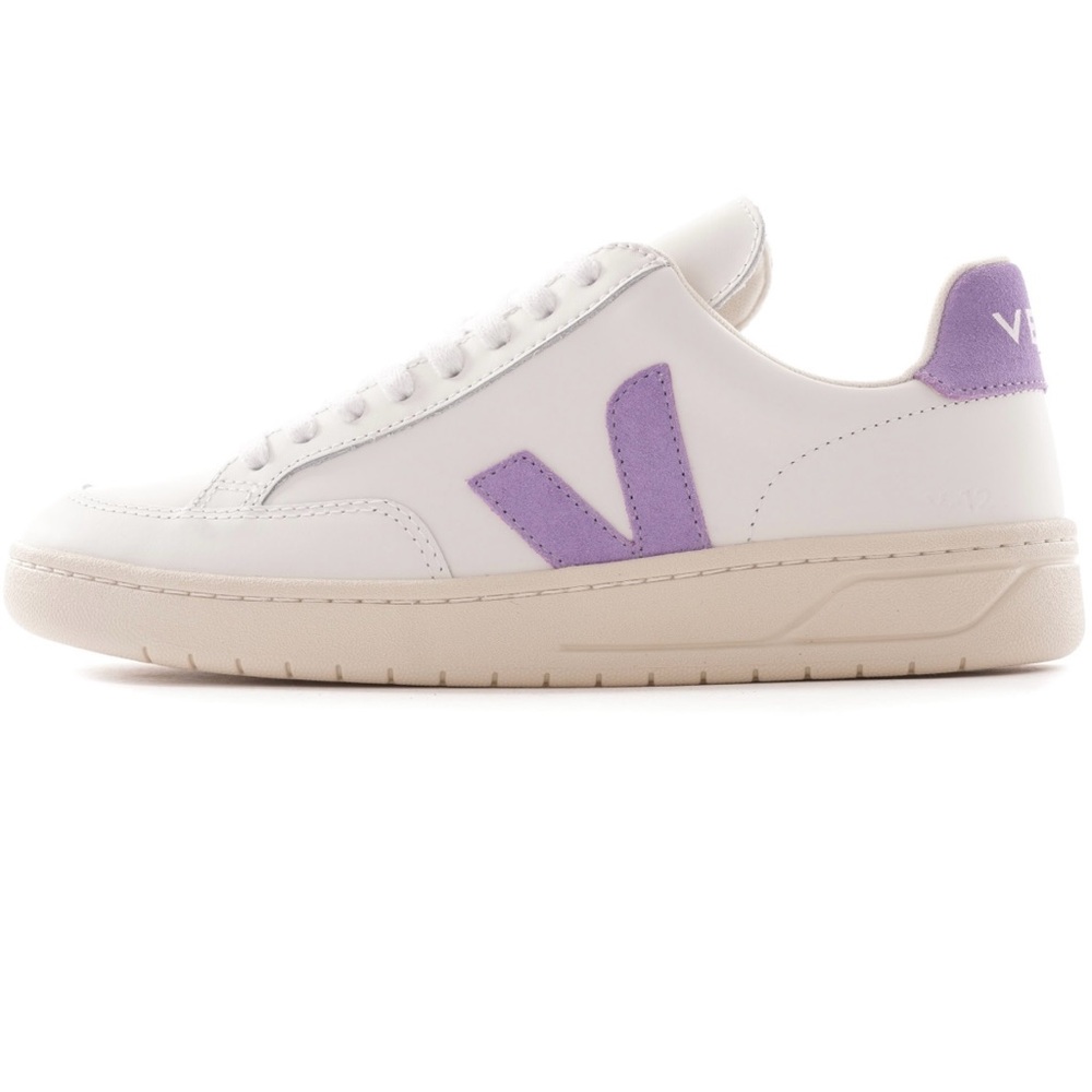 Veja Women's V12 Sneakers